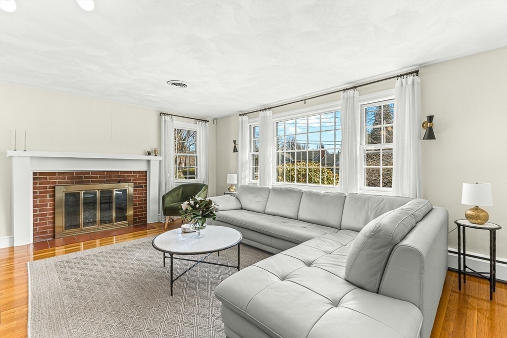 19 Cox Road Winchester, MA 01890 - Photo 9 of 40