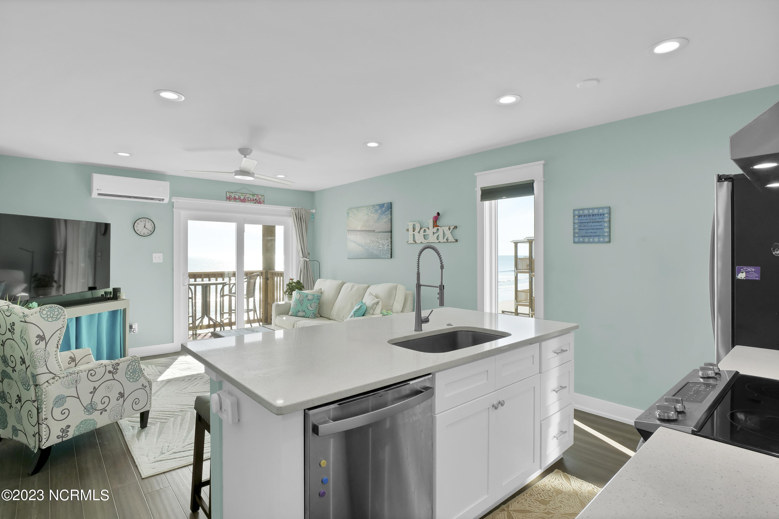 2182 New River Inlet Road, Unit 379 North Topsail Beach, NC 28460 - Photo 7 of 22 P6077482