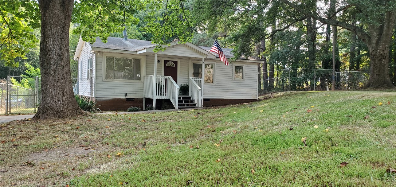 1000 Cherry Street Pendleton, SC 29670 - Photo 1 of 17