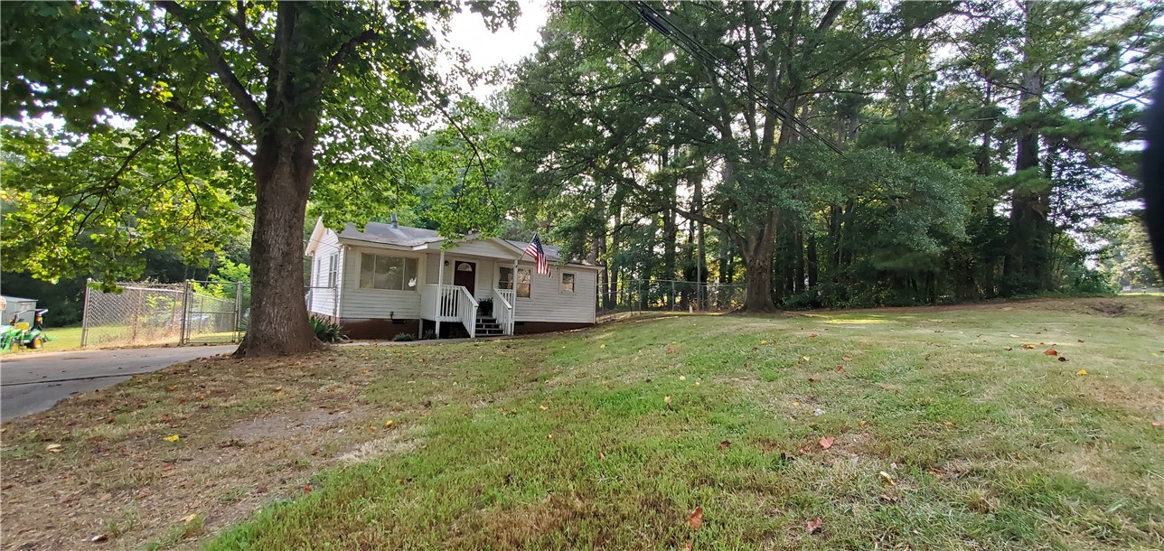 1000 Cherry Street Pendleton, SC 29670 - Photo 3 of 17