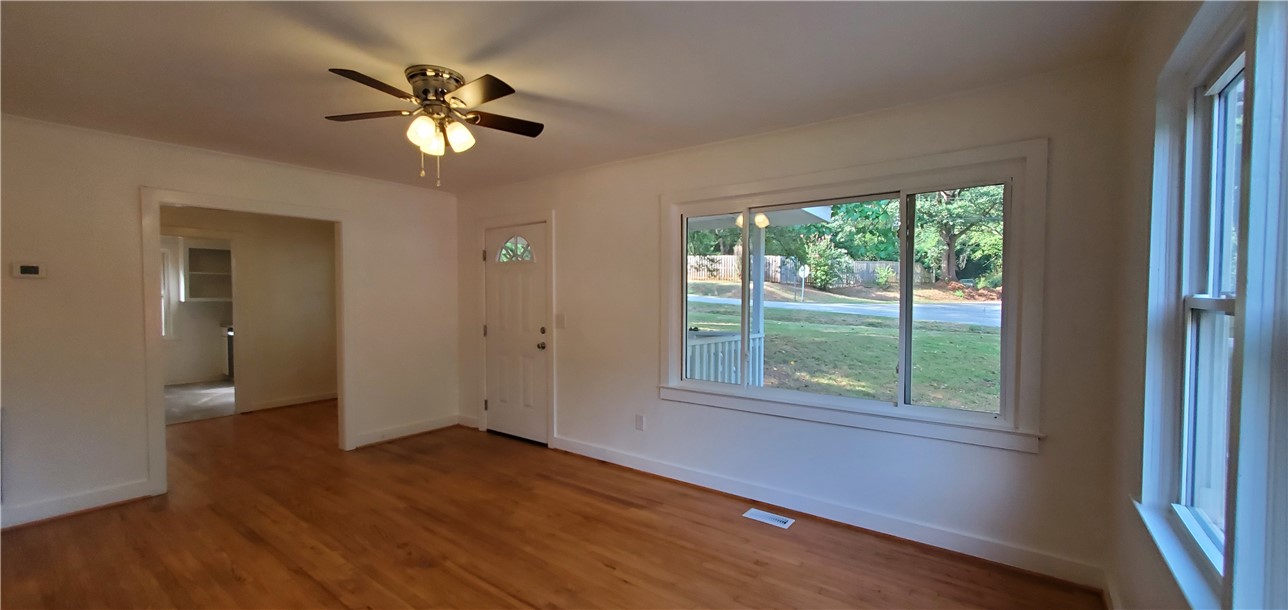 1000 Cherry Street Pendleton, SC 29670 - Photo 5 of 17