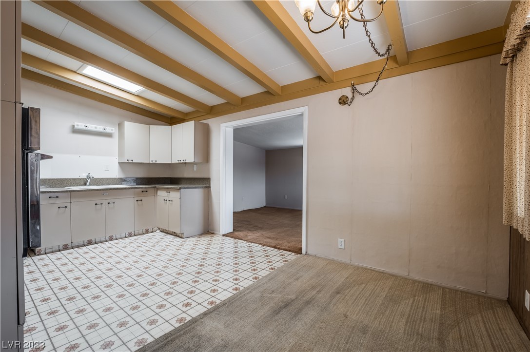 245 Carson Way Henderson, NV 89015 - Photo 8 of 36