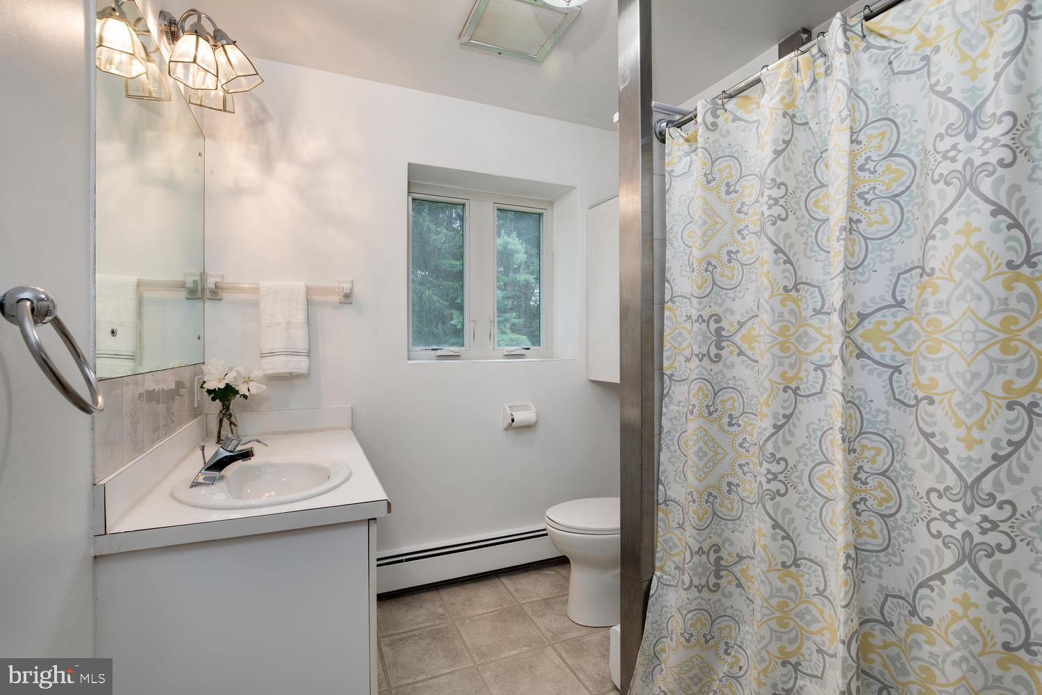 532 Village Road West Princeton Junction, NJ 08550 - Photo 22 of 28 Hall Bath