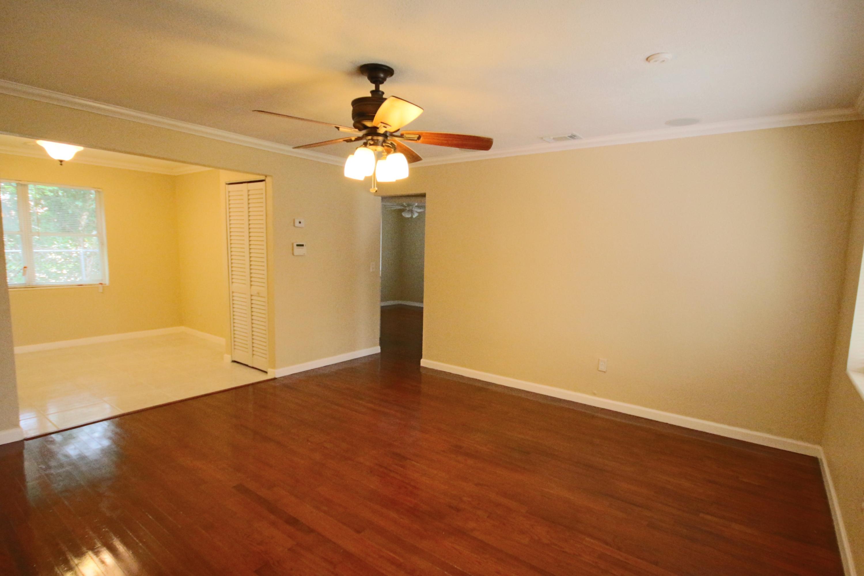 4359 Davis Road Lake Worth, FL 33461 - Photo 11 of 19 IMG_1305