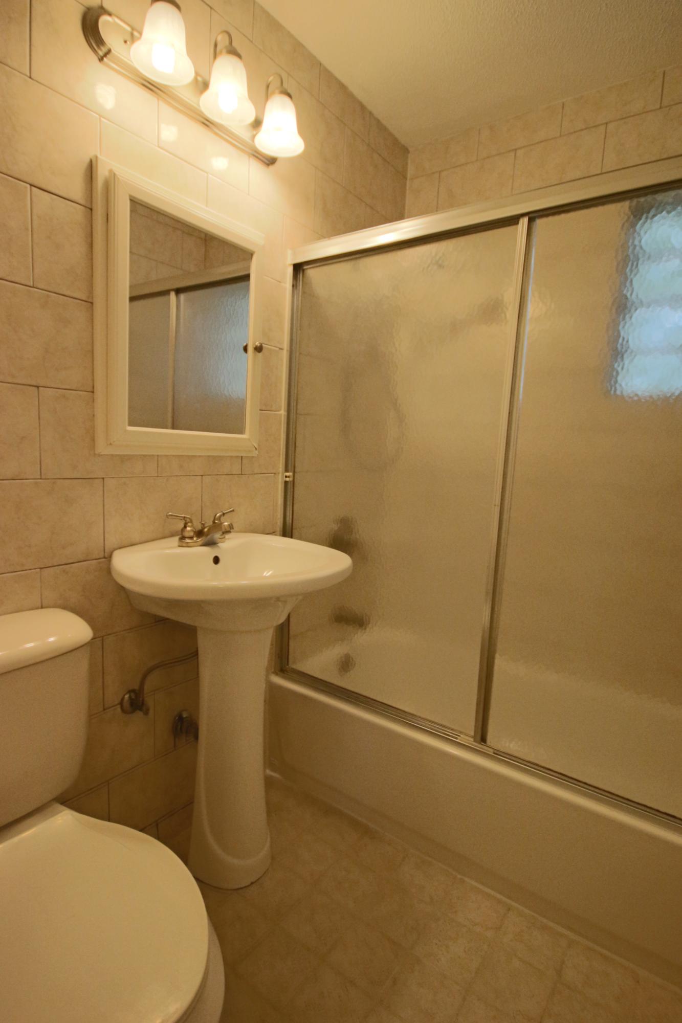4359 Davis Road Lake Worth, FL 33461 - Photo 16 of 19 IMG_1310