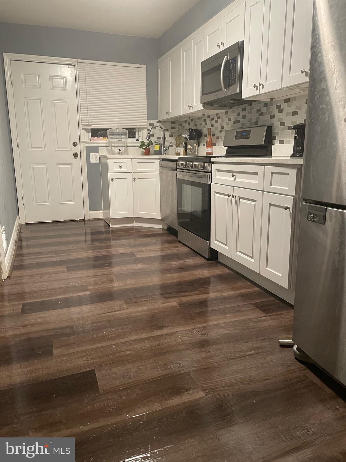 4512 Rokeby Road Baltimore, MD 21229 - Photo 3 of 14 Gallery Image 3