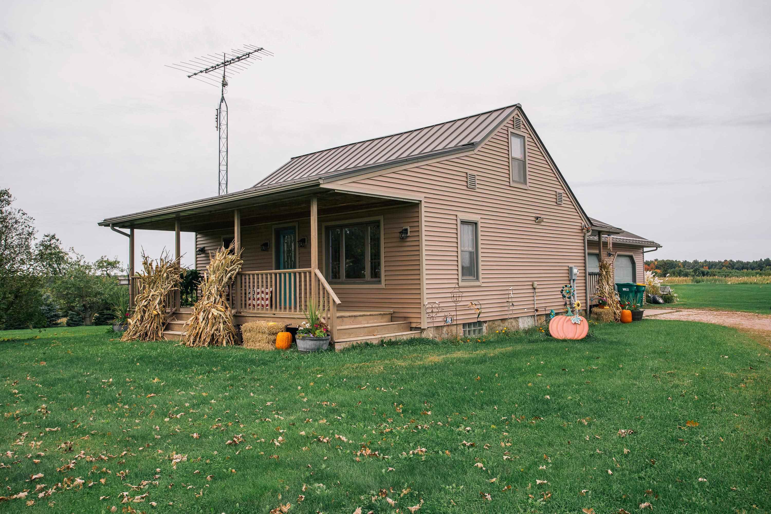 W4140 Granton Road Neillsville, WI 54456 - Photo 1 of 27 Gallery Image 1