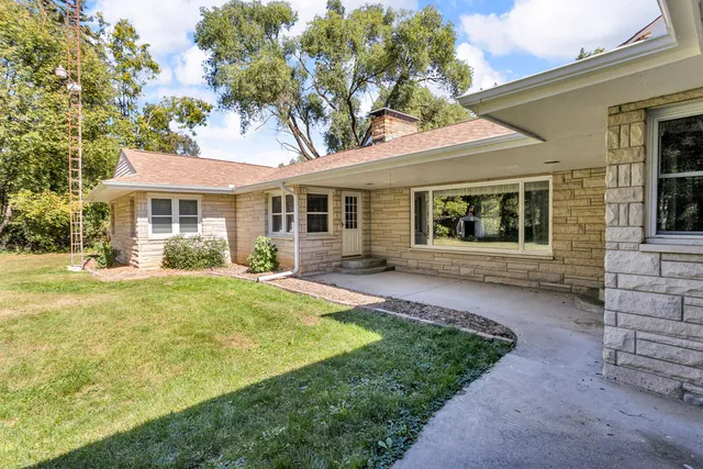 $339,900 | 4598 Seymour Road, Jackson, MI 49201