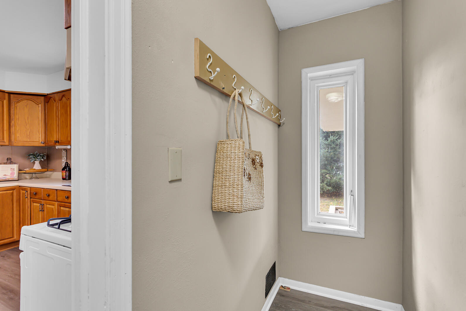 4598 Seymour Road Jackson, MI 49201 - Photo 19 of 54 0N0A4097