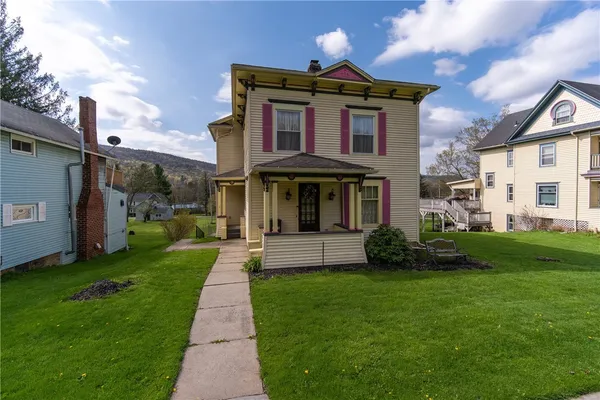 $349,000 | 1109 West Main Street, Smethport, PA 16749