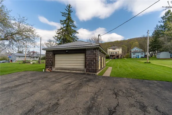 $349,000 | 1109 West Main Street, Smethport, PA 16749