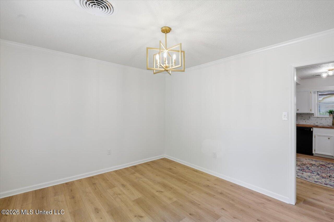 1201 Rockingham Drive Clinton, MS 39056 - Photo 19 of 32 19-1201 Rockingham Dr _ Home Tours MS