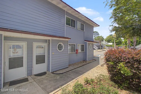 $185,000 | 1664 Beach Boulevard, Unit 100, Biloxi, MS 39531