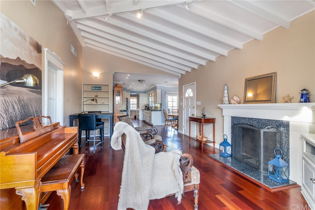 123 Ravenna Drive Long Beach, CA 90803 - Photo 11 of 36