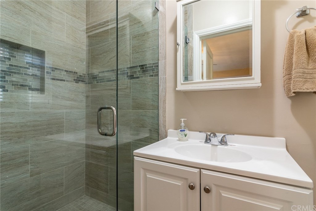 123 Ravenna Drive Long Beach, CA 90803 - Photo 23 of 36