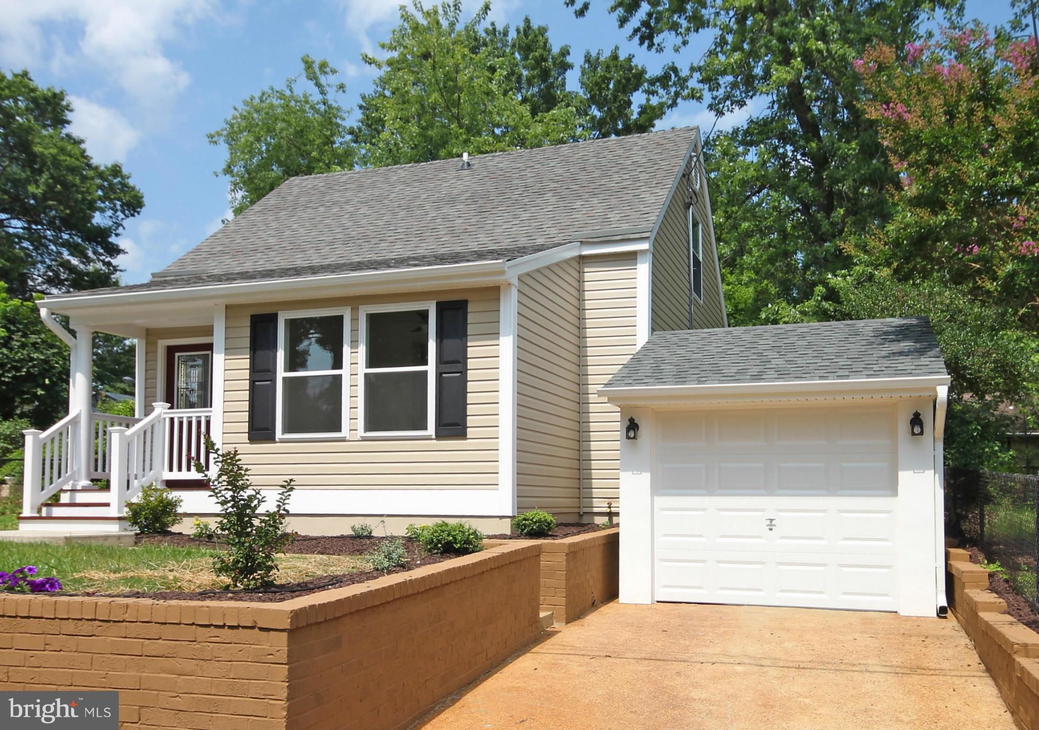 1709 Tacoma Road Edgewater, MD 21037 - Photo 1 of 19 Exterior (Front)