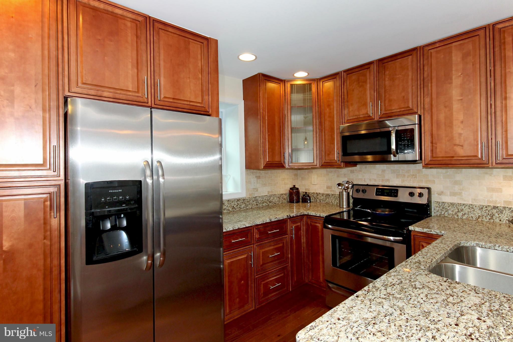 1709 Tacoma Road Edgewater, MD 21037 - Photo 2 of 19 Kitchen