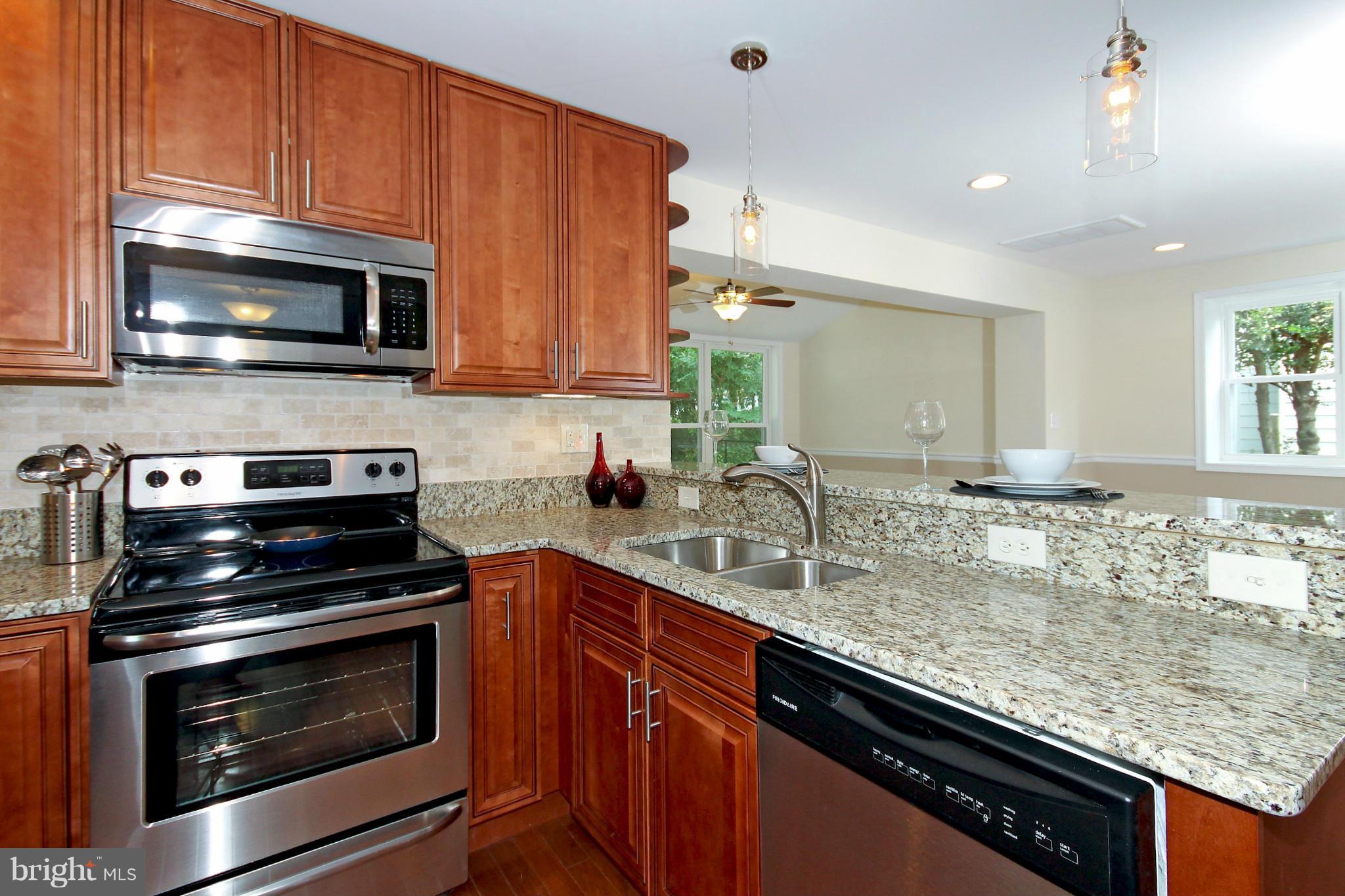 1709 Tacoma Road Edgewater, MD 21037 - Photo 3 of 19 Kitchen