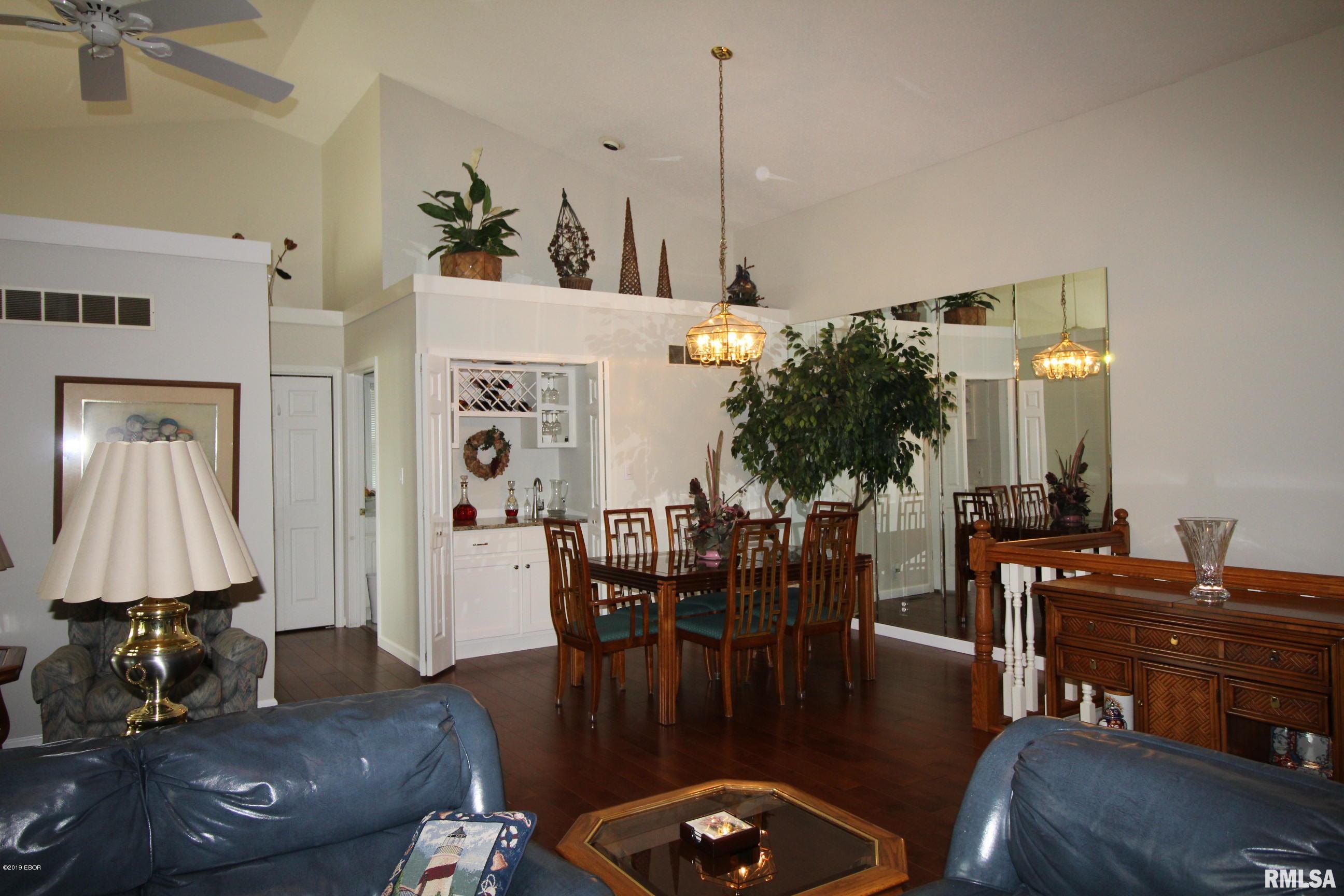 27 Country Club Road Mount Vernon, IL 62864 - Photo 11 of 39 Gallery Image 11