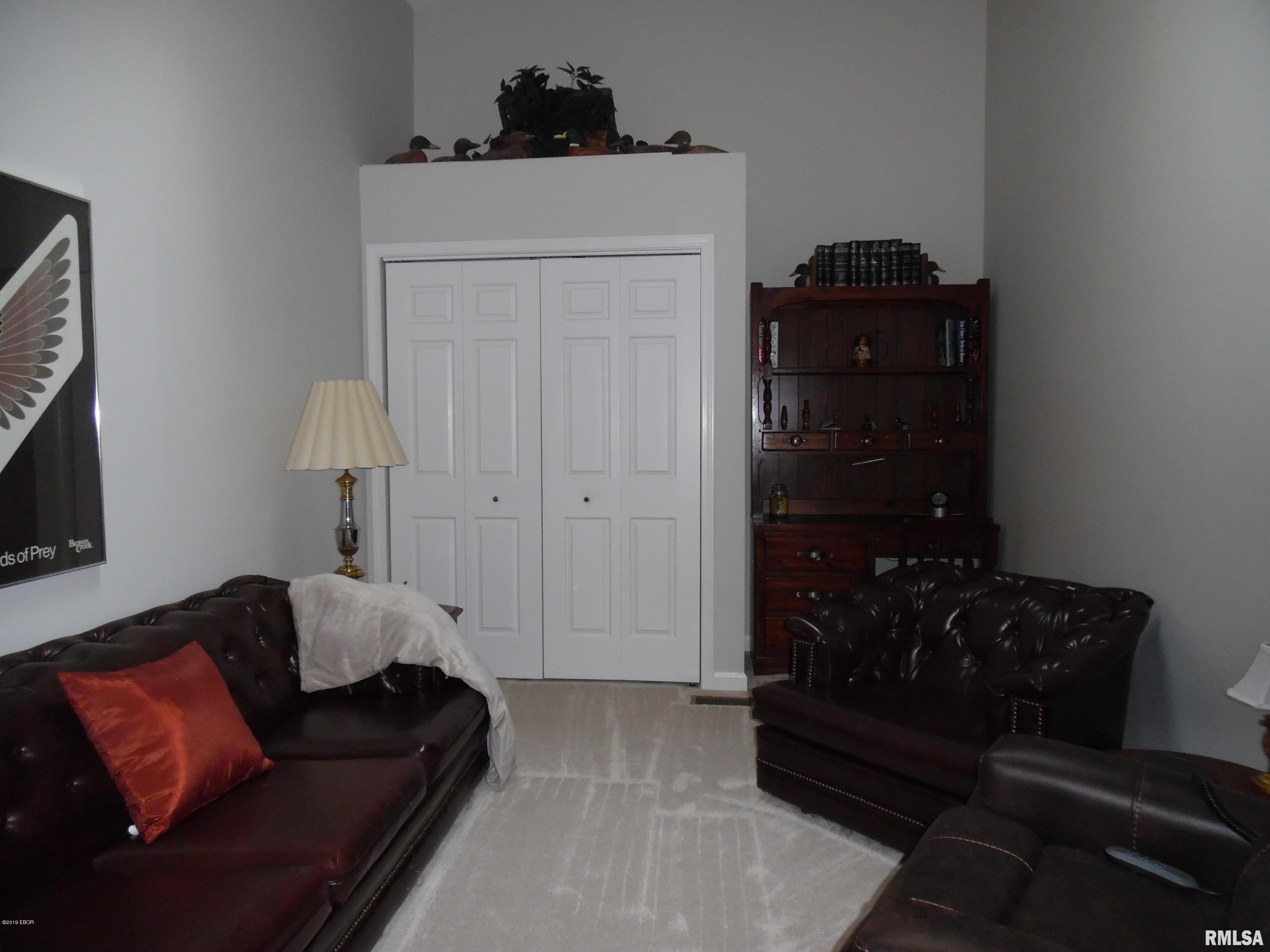 27 Country Club Road Mount Vernon, IL 62864 - Photo 19 of 39 Gallery Image 19
