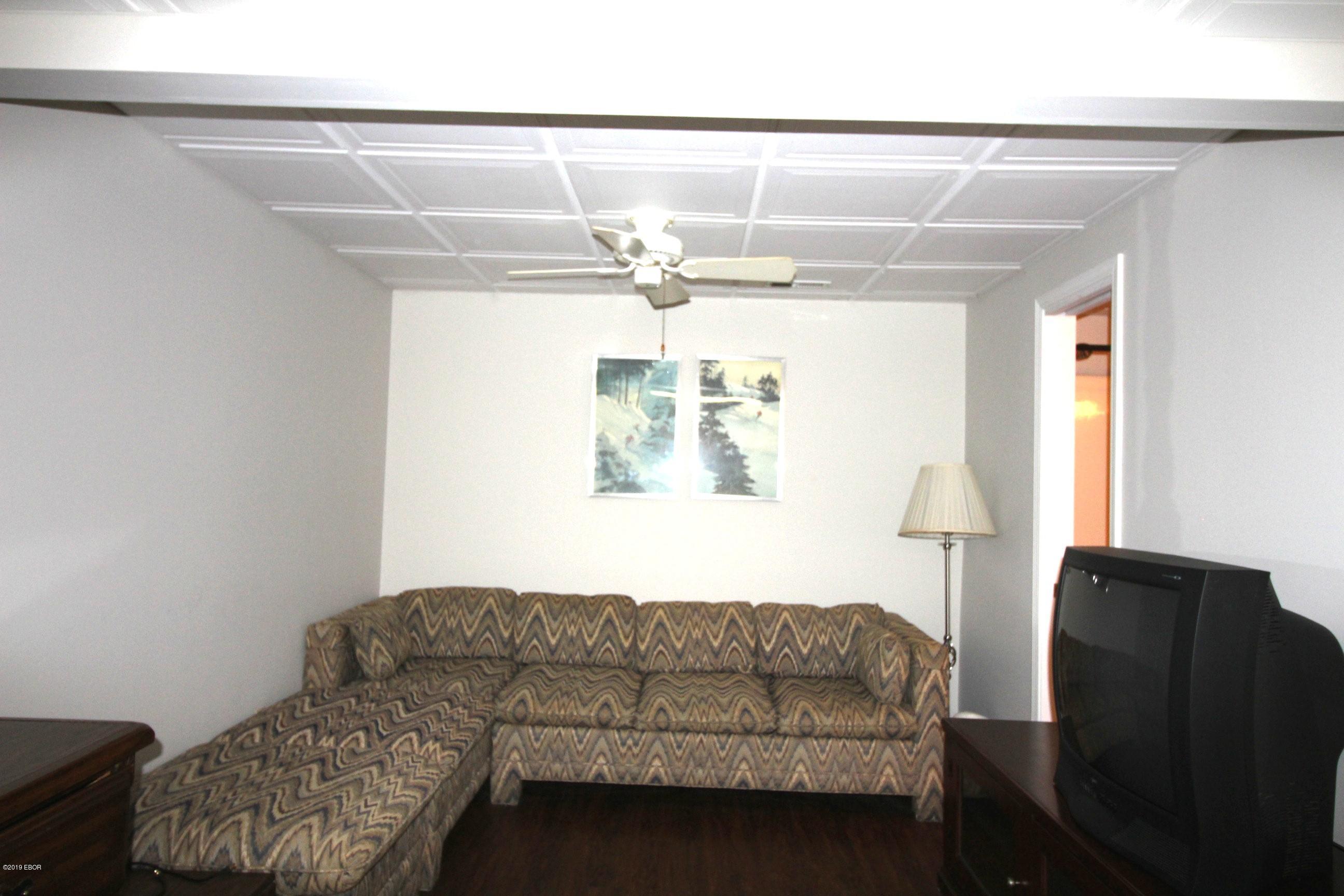 27 Country Club Road Mount Vernon, IL 62864 - Photo 31 of 39 Gallery Image 31