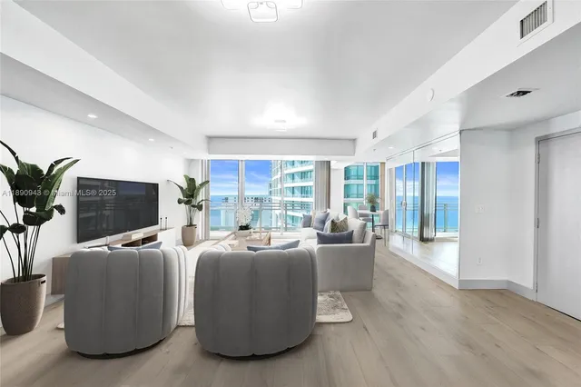 $1,650,000 | 3535 South Ocean Drive, Unit 1703, Hollywood, FL 33019