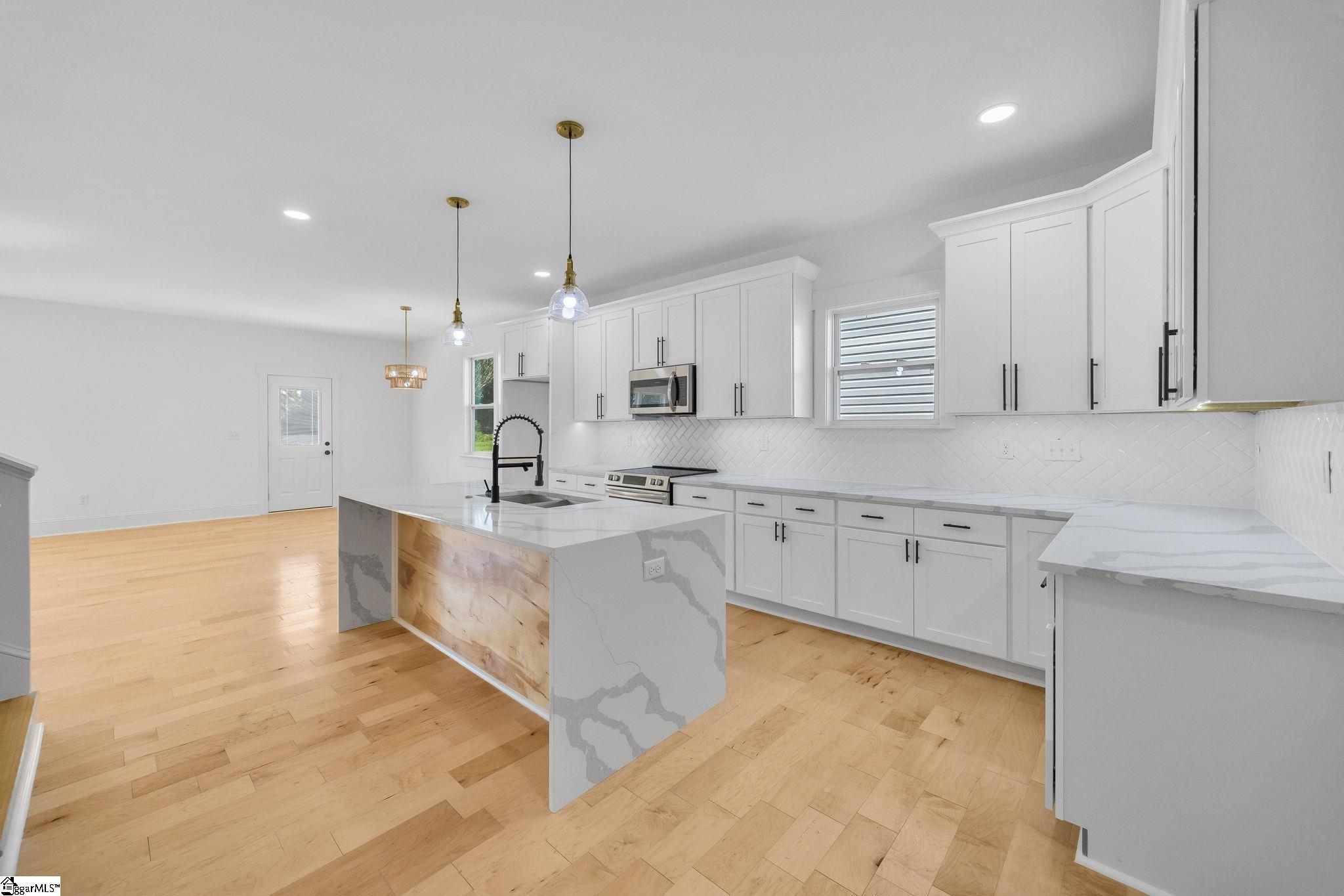 515 B Goldsmith Road Simpsonville, SC 29681 - Photo 7 of 50