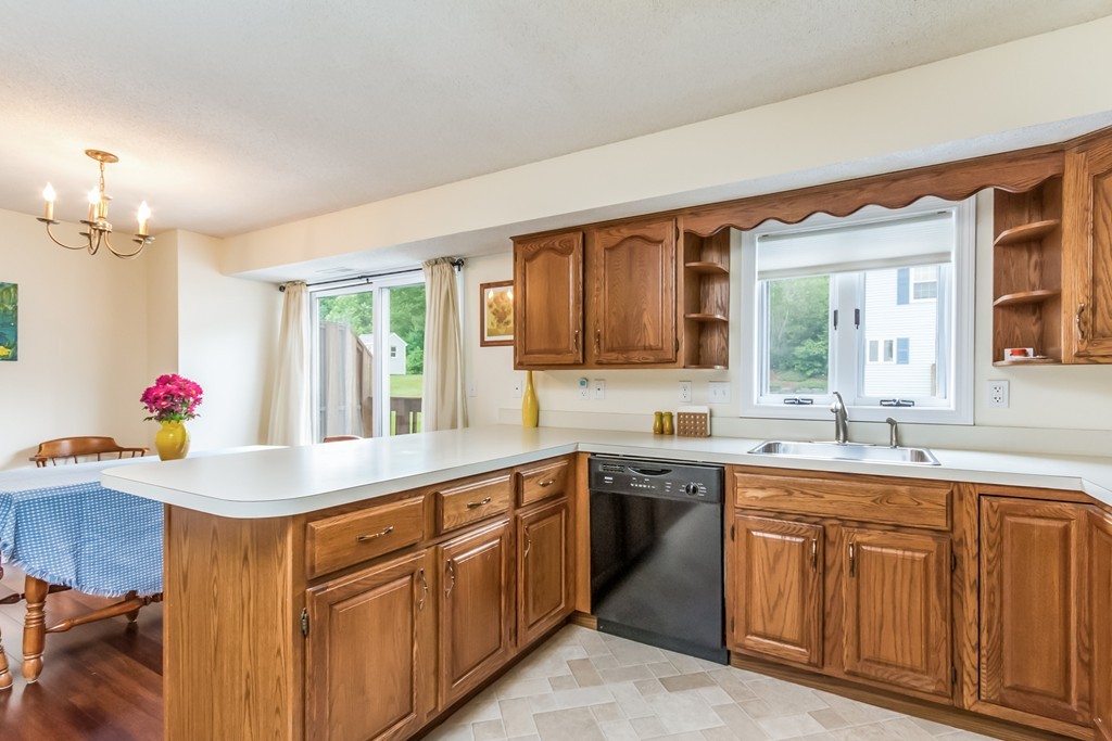 83 Century Way, Unit B152 Gardner, MA 01440 - Photo 4 of 24