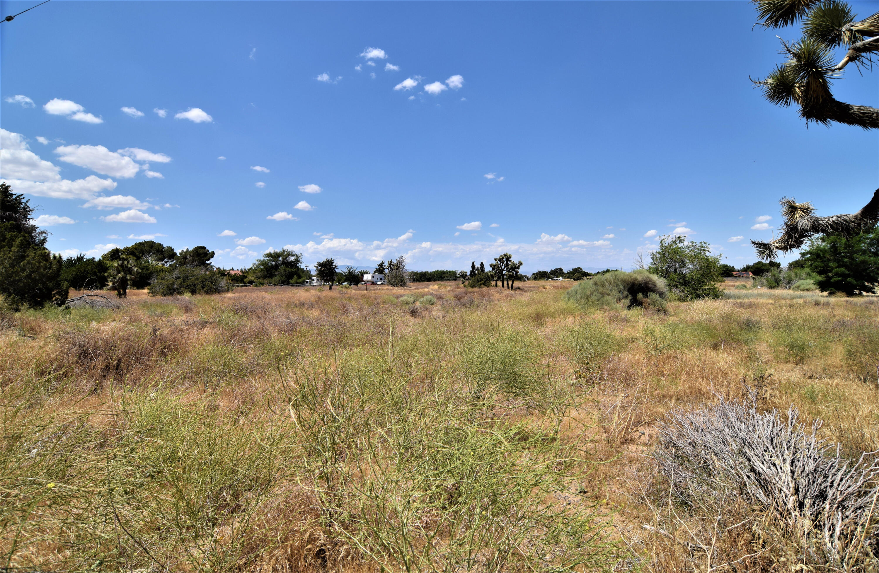 K13 Ave W Quartz Hill Ca West  