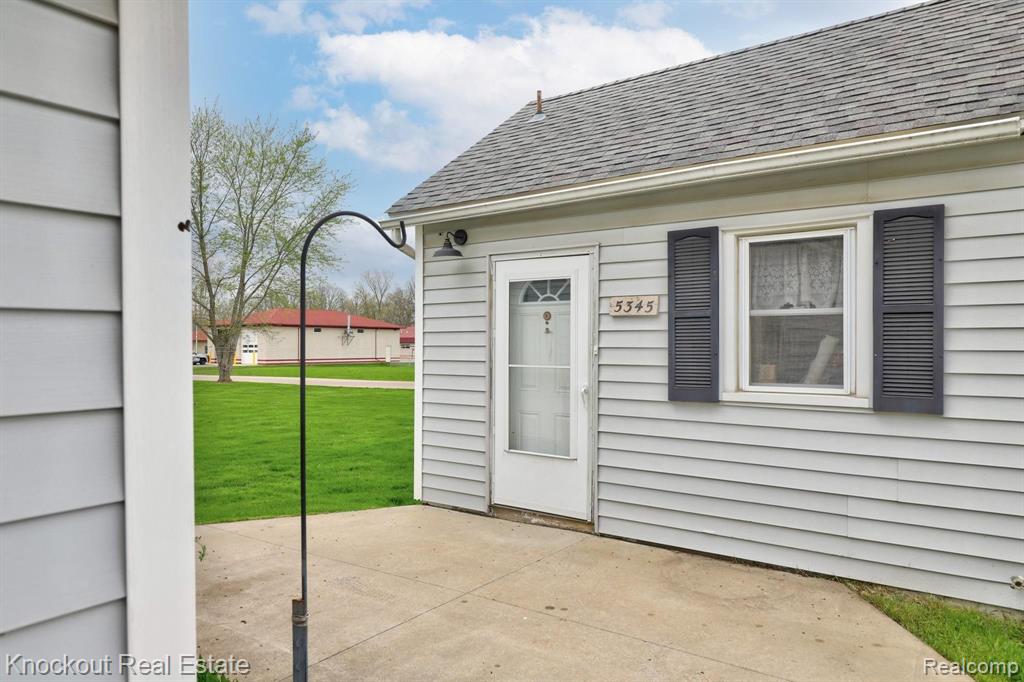 5345 North State Road Davison, MI 48423 - Photo 28 of 48