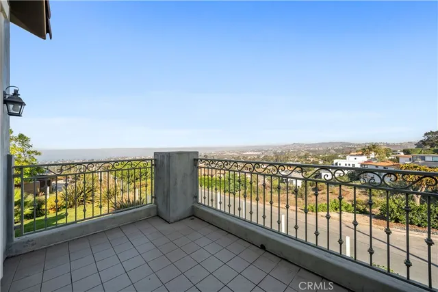 $8,900 | 18 Via Cima, San Clemente, CA 92672