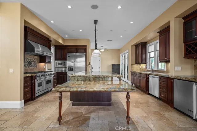 $8,900 | 18 Via Cima, San Clemente, CA 92672