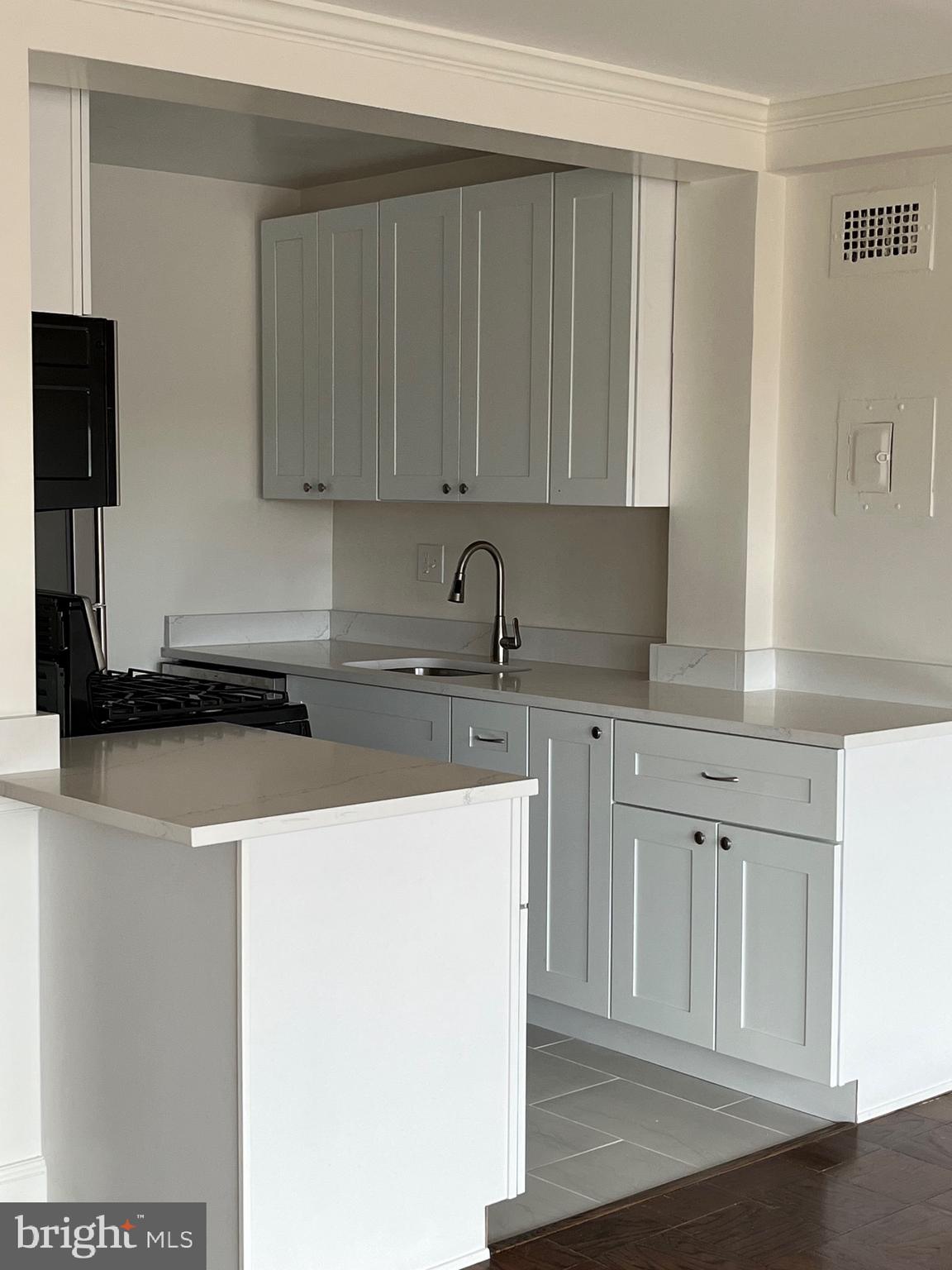 1601 18th Street Northwest, Unit 916 Washington, DC 20009 - Photo 7 of 8