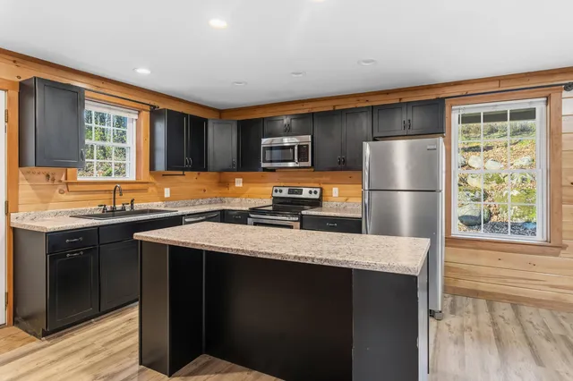 $359,900 | 3308 Middle Road, Sidney, ME 04330