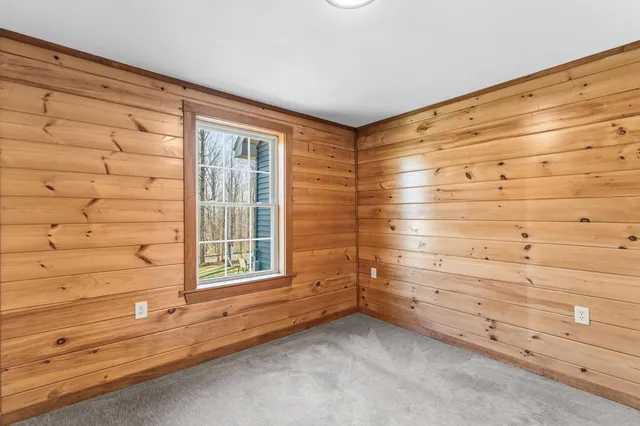 $359,900 | 3308 Middle Road, Sidney, ME 04330