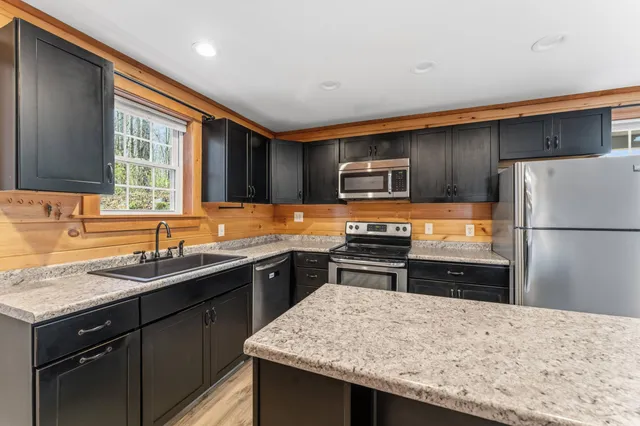 $359,900 | 3308 Middle Road, Sidney, ME 04330