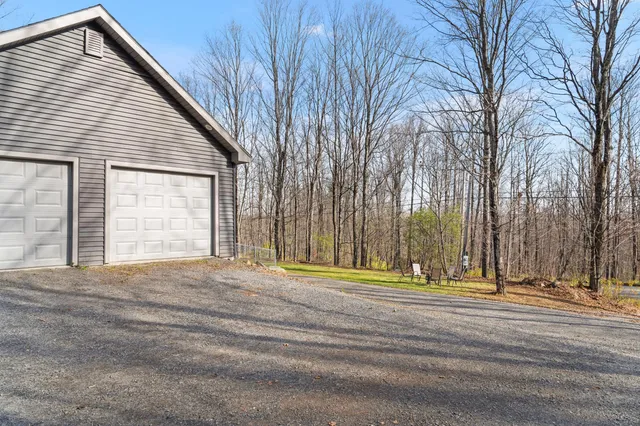 $359,900 | 3308 Middle Road, Sidney, ME 04330