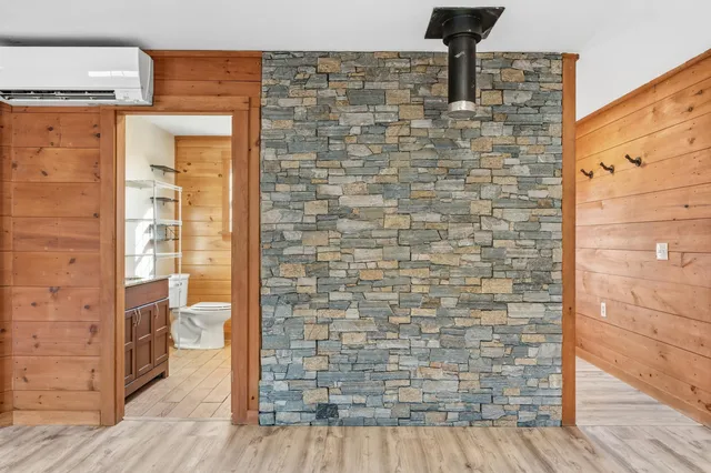 $359,900 | 3308 Middle Road, Sidney, ME 04330