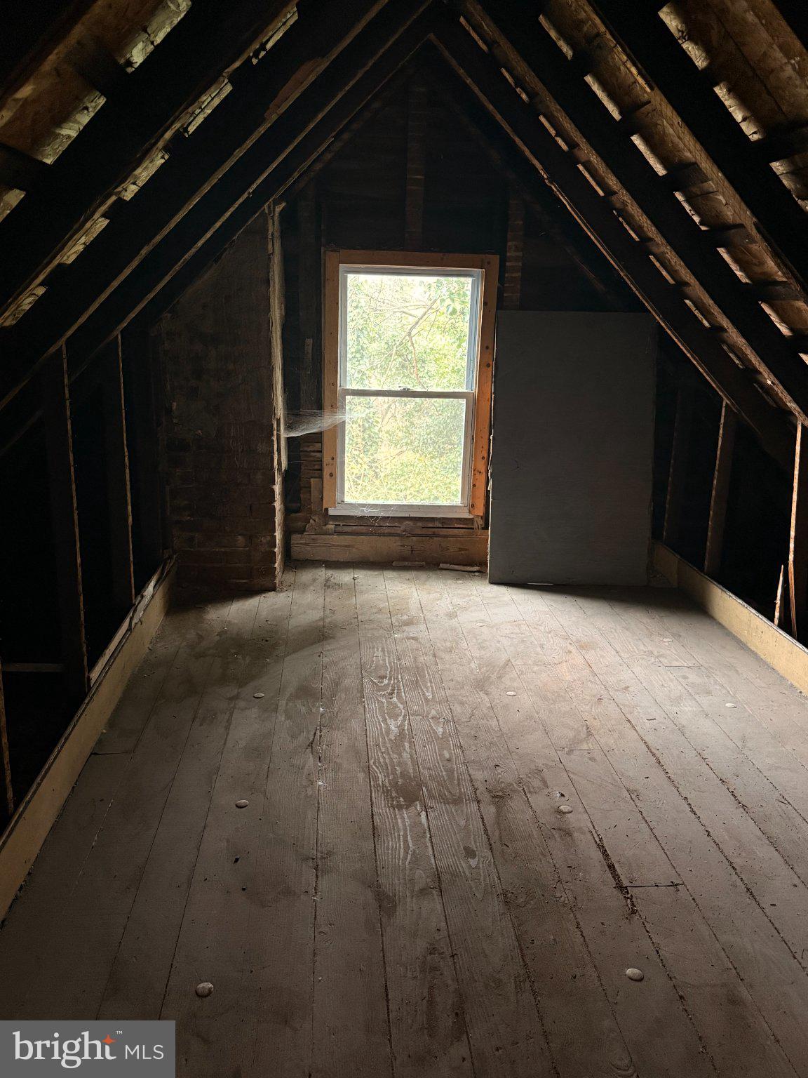 176 Griffith Street Salem, NJ 08079 - Photo 23 of 36 Spacious attic with natural light.