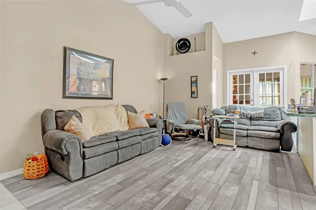 $385,000 | 1500 Heirloom Drive, Orlando, FL 32818