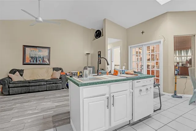 $385,000 | 1500 Heirloom Drive, Orlando, FL 32818