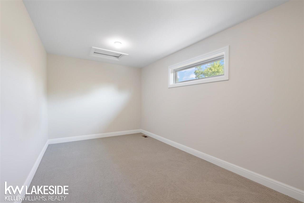 1922 Traceky, Unit 286 Rochester Hills, MI 48306 - Photo 40 of 51