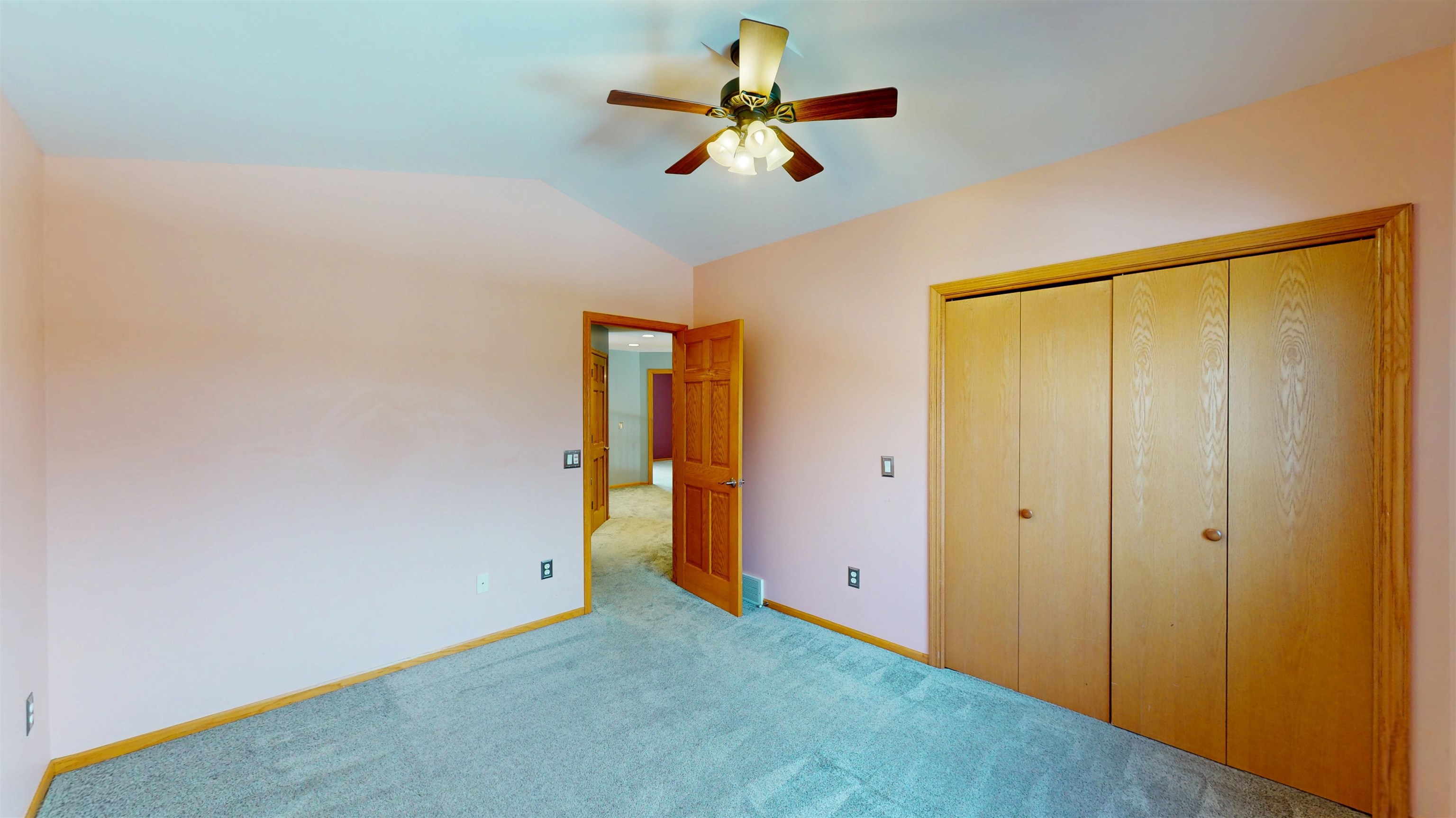 2112 West 3rd Street Marshfield, WI 54449 - Photo 36 of 60