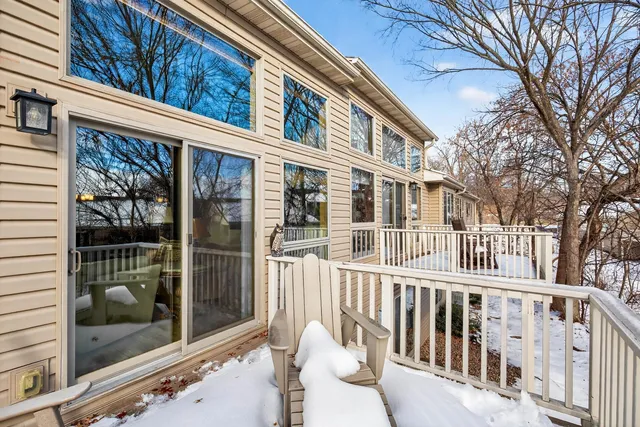 $449,900 | 1585 Summit Shores Circle, Burnsville, MN 55306