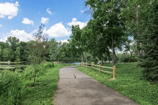 $449,900 | 1585 Summit Shores Circle, Burnsville, MN 55306