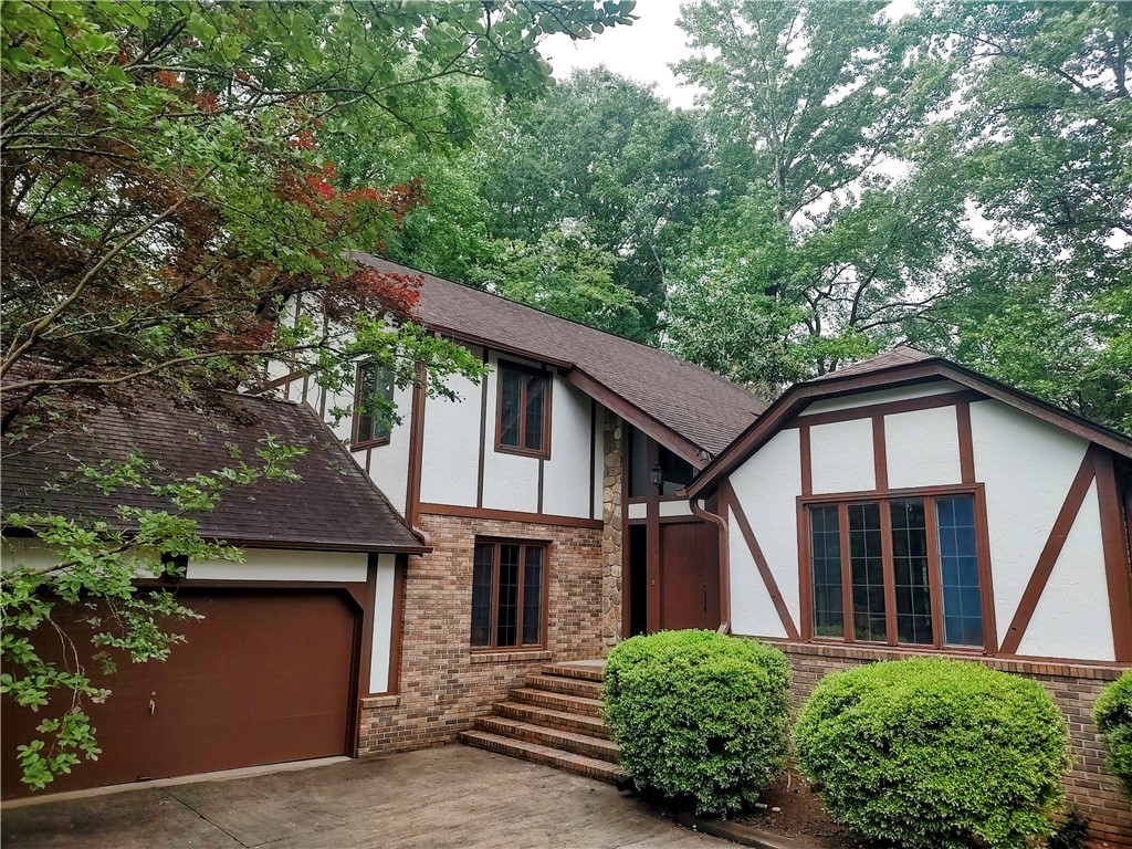 222 Kings Way Clemson, SC 29631 - Photo 1 of 33 Gallery Image 1
