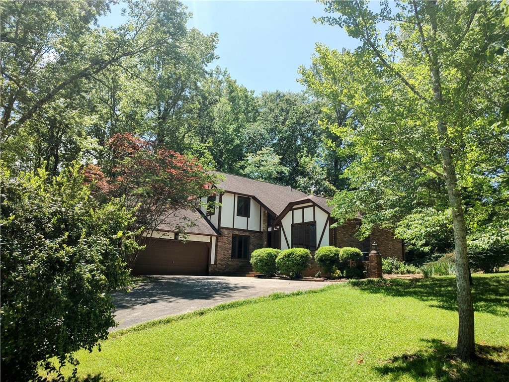 222 Kings Way Clemson, SC 29631 - Photo 2 of 33 Gallery Image 2
