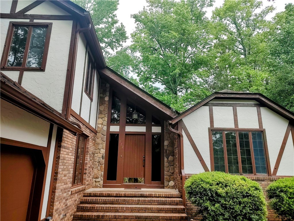 222 Kings Way Clemson, SC 29631 - Photo 3 of 33 Gallery Image 3