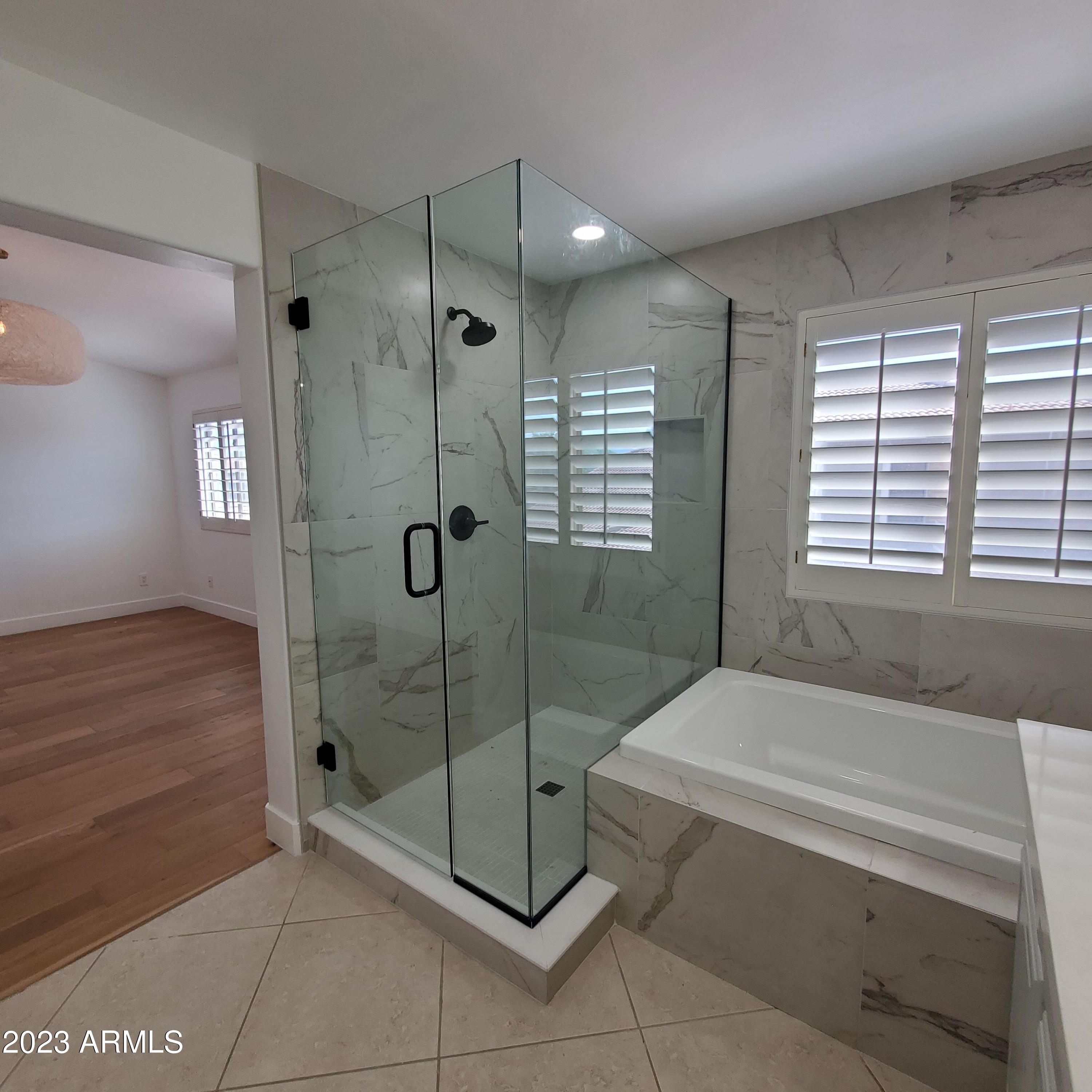 1024 East Frye Road, Unit 1096 Phoenix, AZ 85048 - Photo 19 of 33 Master Bathroom View 3