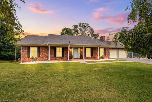 $414,999 | 1692 Pads Road, North Wilkesboro, NC 28659